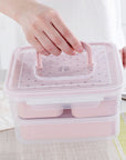 Plastic lunch box