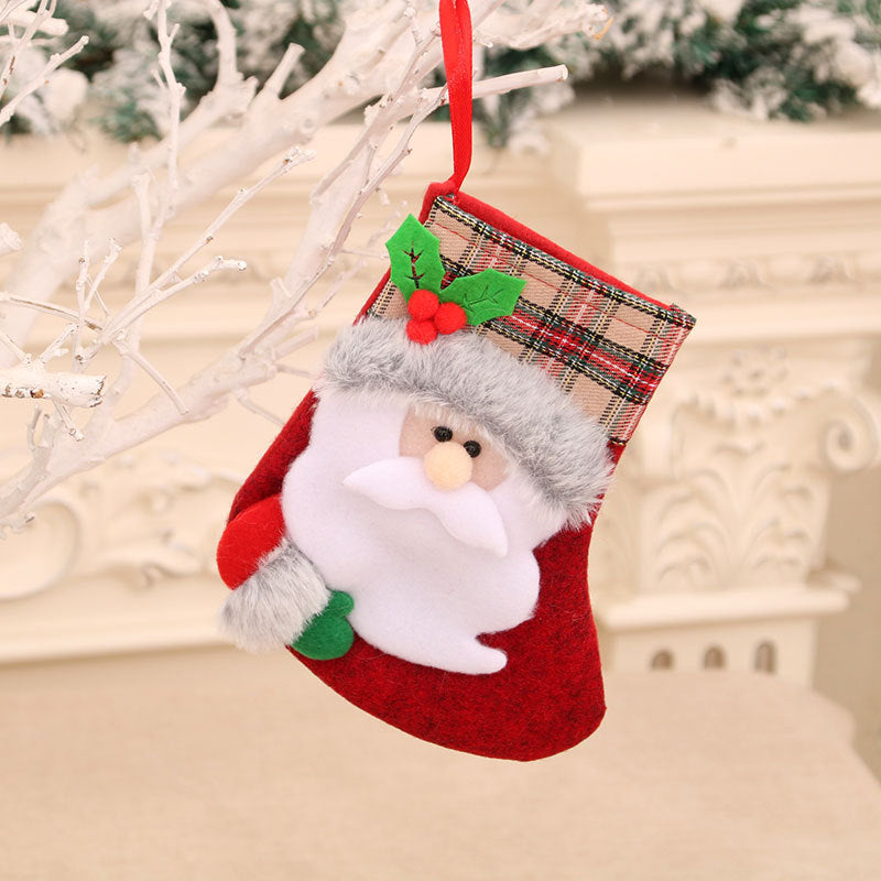 Stylish And Personalized Christmas Decorations